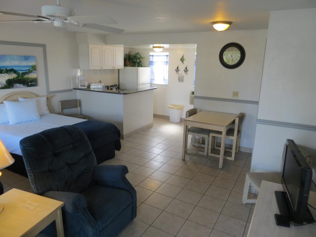 Motel Castle Daytona Beach Shores