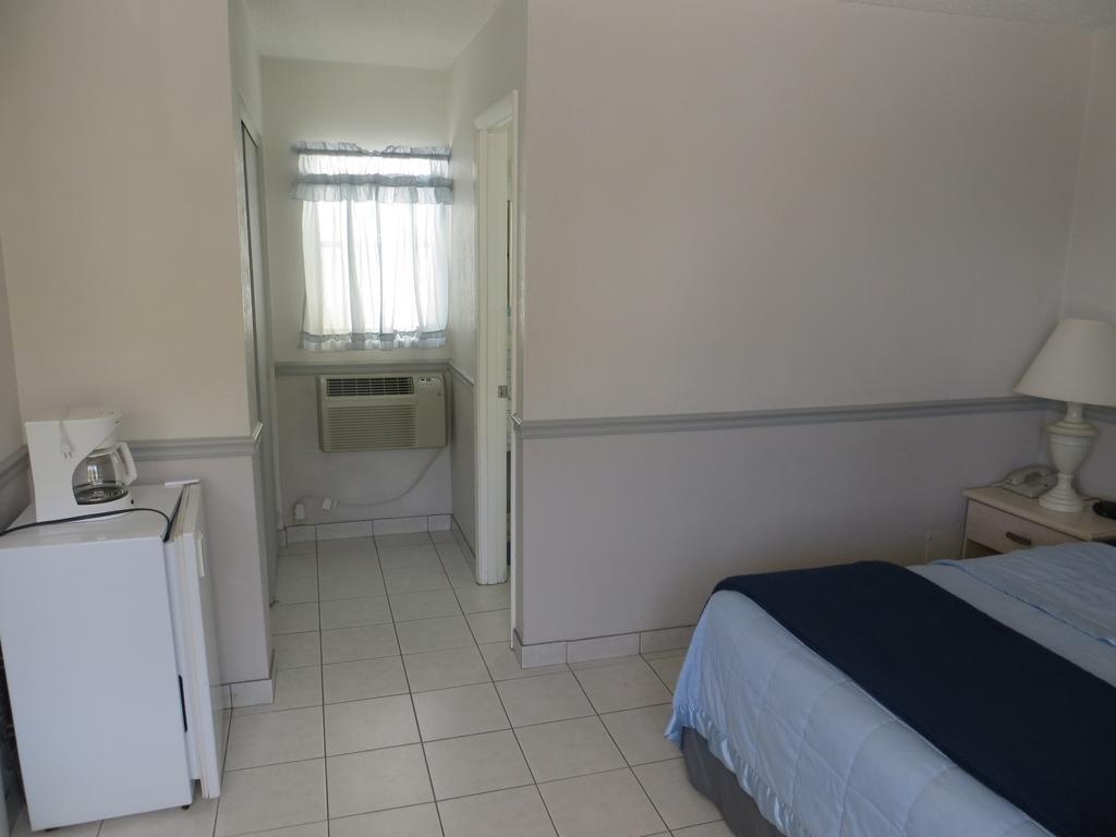 Castle Motel 2*
